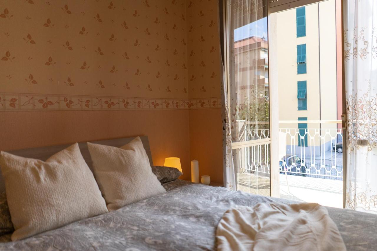 Apartamento Pietra Ligure Downtown Convenience -Free Parking Exterior foto